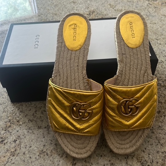 Gucci Flat Pilar Metallic Leather Slide Sandal - Picture 1 of 5